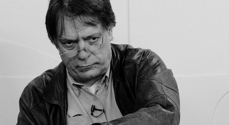 Morre o cartunista Paulo Caruso, aos 73 anos