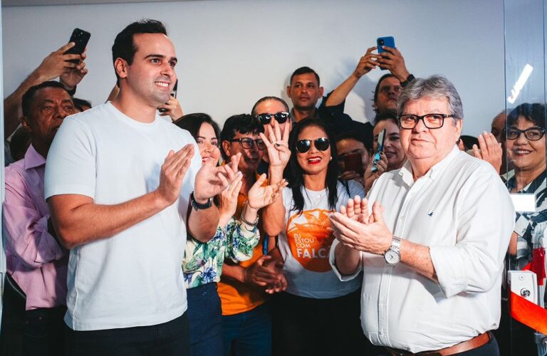 João Azevêdo inaugura Casa da Cidadania e novos leitos de UTI do Trauma em CG