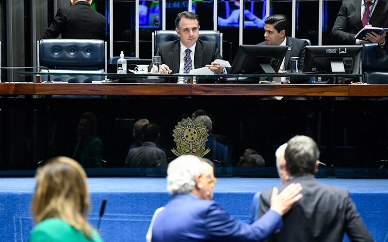 Novo código penal militar segue para sanção presidencial