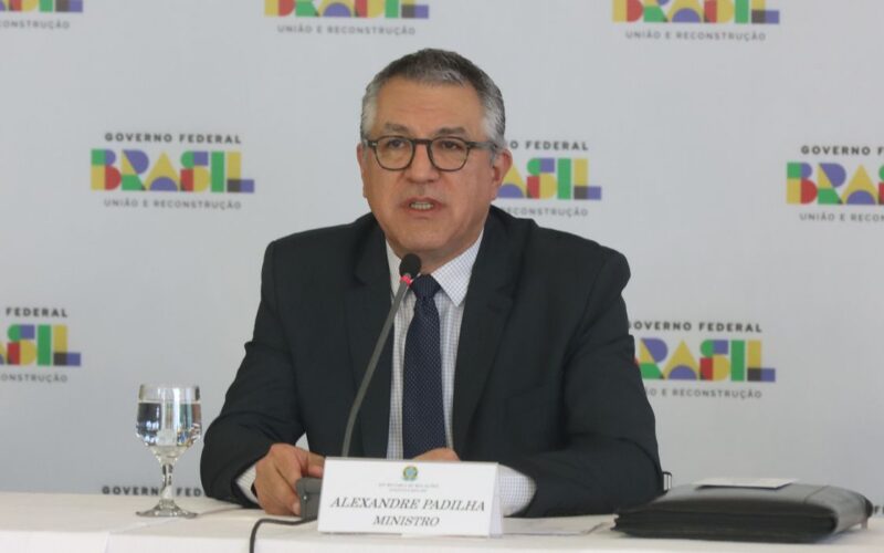 Governo antecipará R$ 10 bi para compensar perda de ICMS