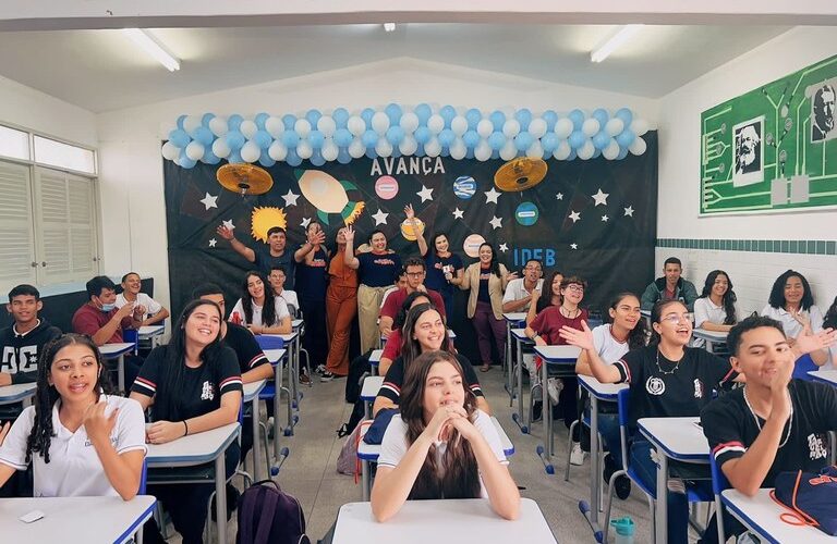Escola Estadual de CG inova com sala de aula para preparação ao Enem e Saeb