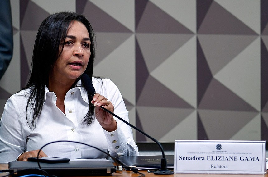 Relatora da CPMI pede indiciamento do ex-presidente Jair Bolsonaro