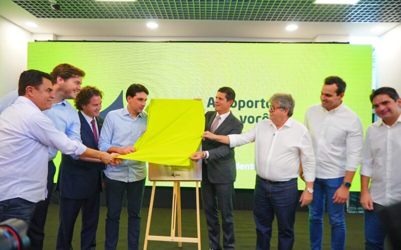 Bruno prestigia a entrega do novo aeroporto de CG e destaca obras estruturantes