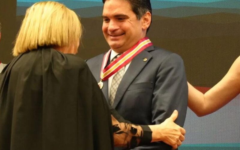 Murilo Galdino recebe Comenda da Ordem do Mérito Ministério Público Militar