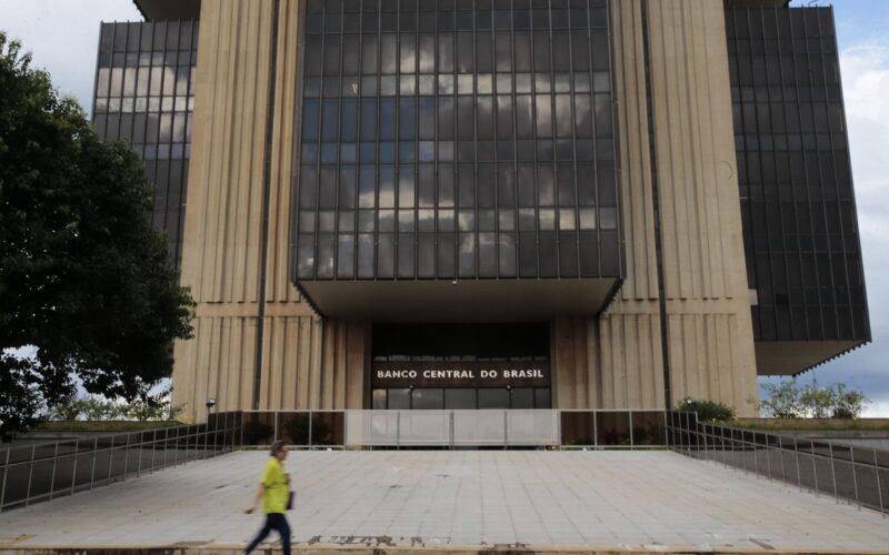 Bancos têm piora na rentabilidade e crédito desacelera no 1º semestre