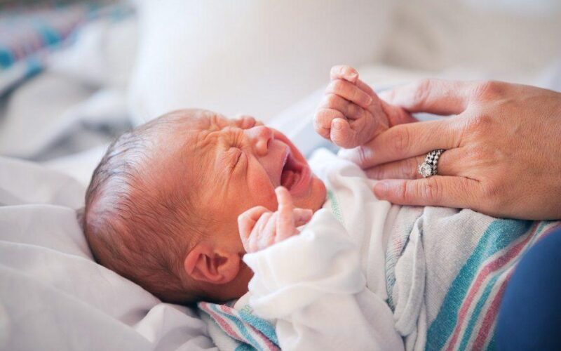 Pediatra alerta para importância da vacinação em bebês prematuros