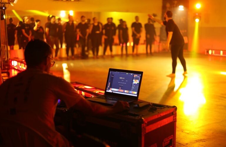 Governo da Paraíba promove espetáculo musical natalino em CG e Taperoá