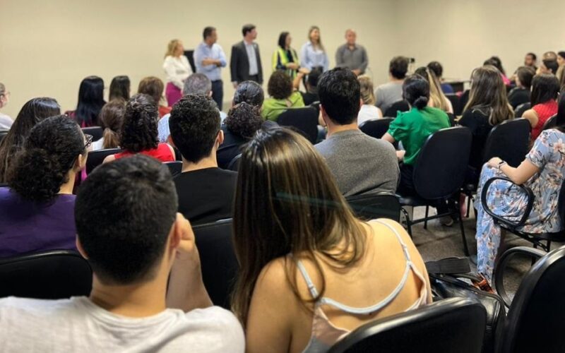 PMCG reúne médicos residentes para apresentar projeto que vai ampliar equipes de Saúde da Família