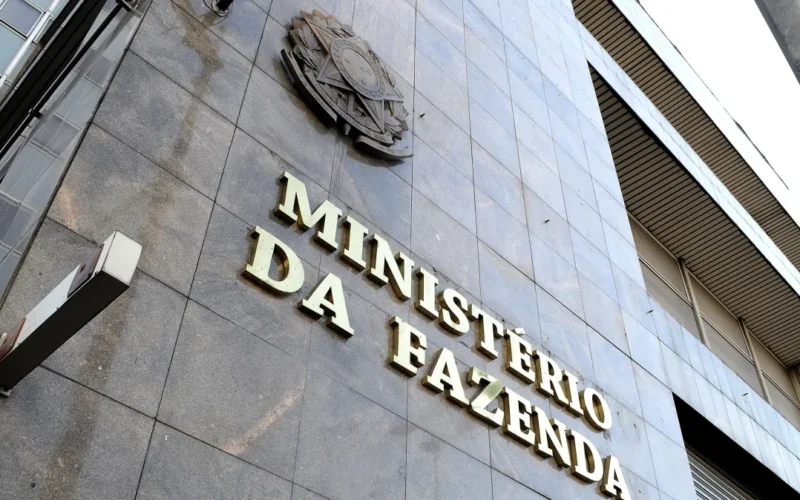 Brasil rebate EUA e chama investigação comercial de ingerência