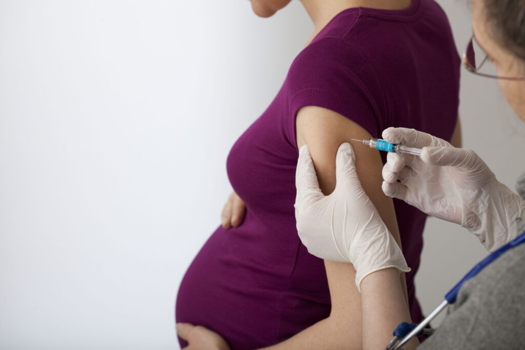 Saúde alerta sobre a importância da vacinação para a prevenção da coqueluche