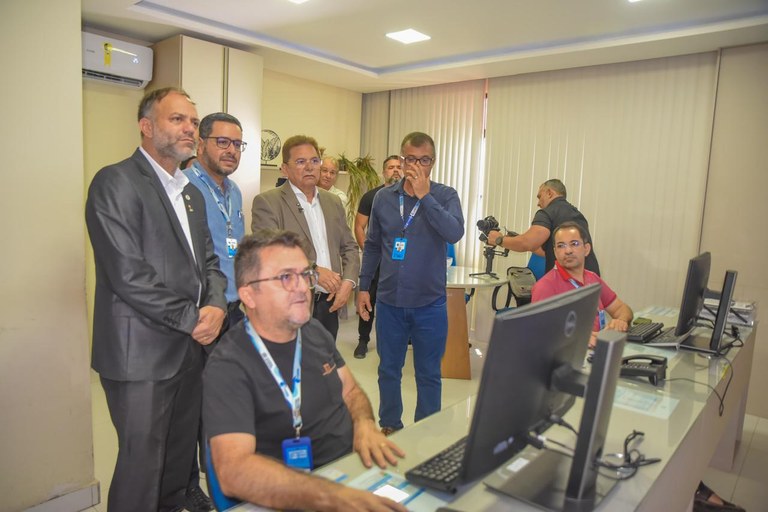 Governador em exercício Adriano Galdino realiza visita técnica à Cagepa de CG