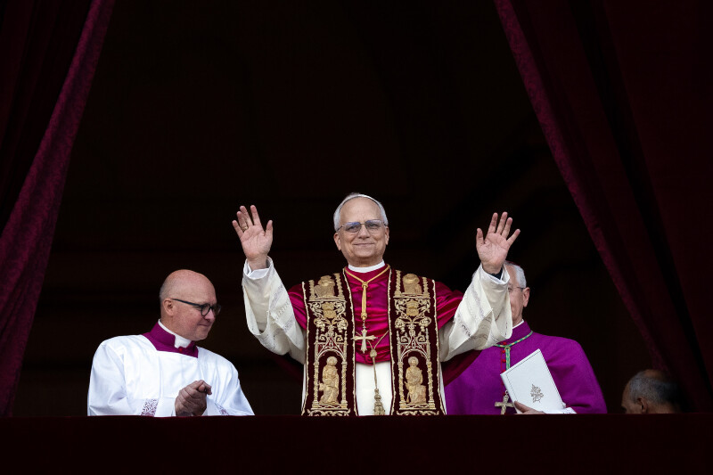 Papa pede fim da guerra de palavras e libertação de jornalistas presos