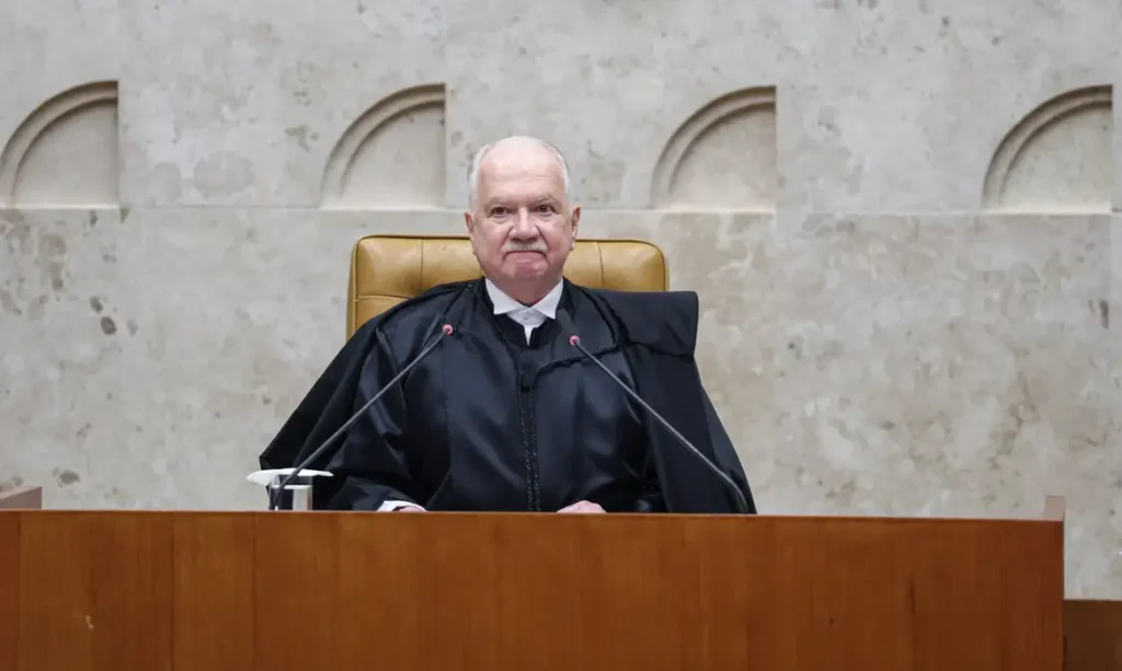 Fachin repudia fala de Milei contra Moraes e reafirma autonomia do STF