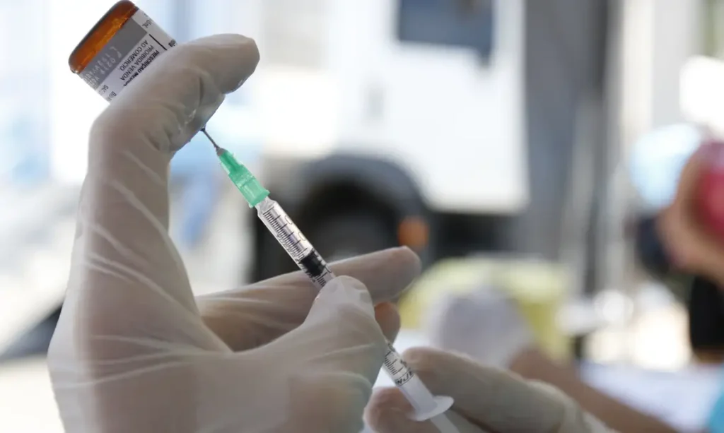 SES inicia Estratégia de Multivacinação 2026 para atualizar cadernetas de vacinação de crianças e adolescentes