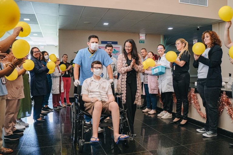 Paciente do primeiro transplante cardíaco pediátrico da PB recebe alta