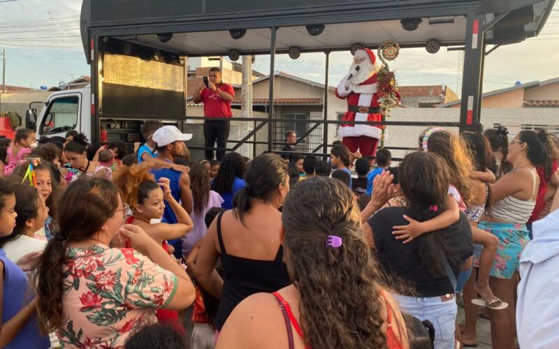 PMCG promove ‘Chegada do Papai Noel’ no Aluízio Campos para cerca de mil pessoas