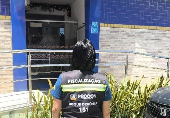 Mensalidades escolares em CG variam até 843% em 2026, aponta Procon-CG
