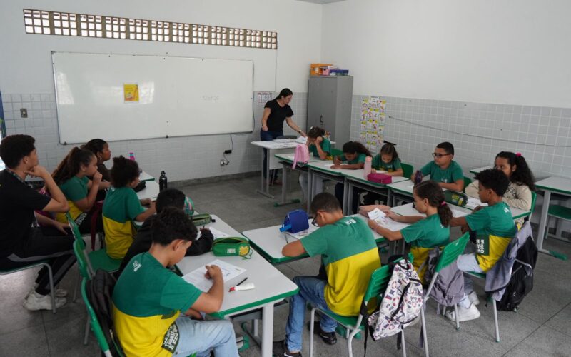 Seduc inicia projeto “Sem Tempo a Perder” e contempla mais de 6,7 mil estudantes da Rede Municipal em CG