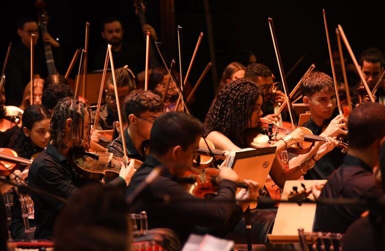 Programa de Inclusão Social Através da Música e das Artes abre matrículas para 284 vagas em 16 polos paraibanos
