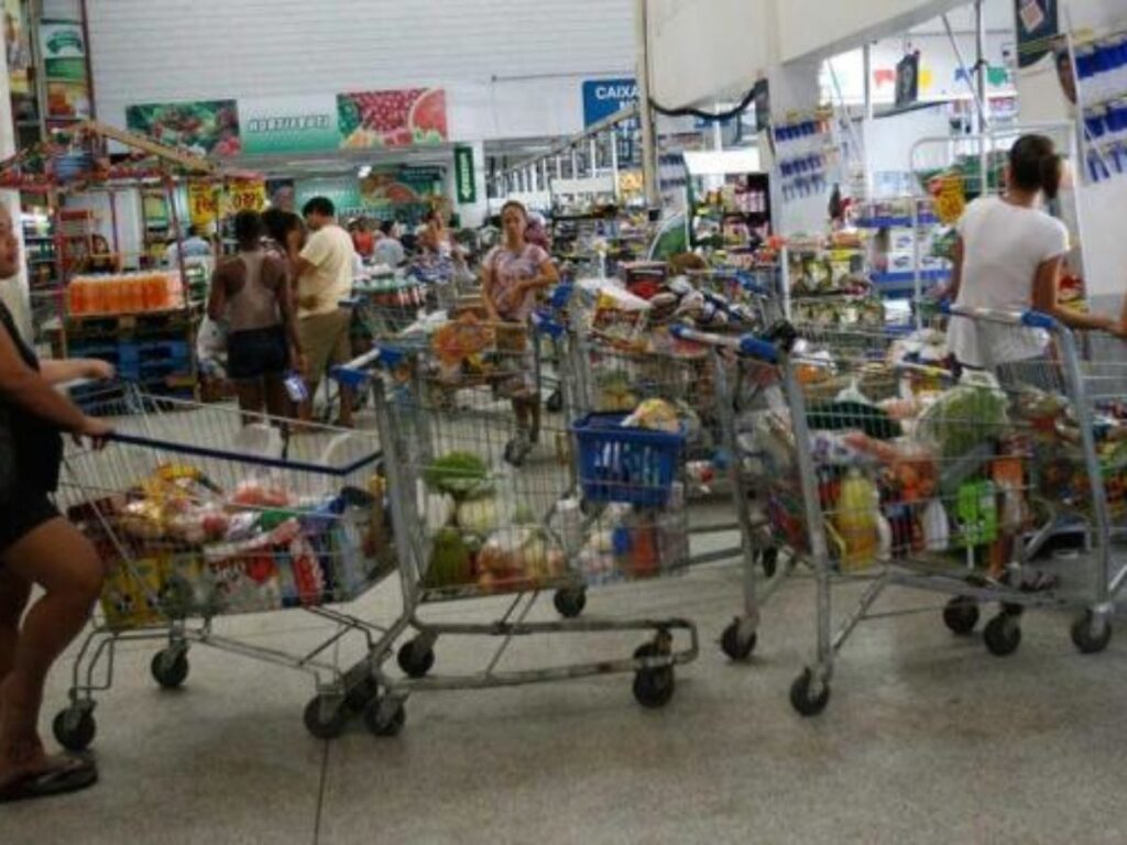 Mercado reduz previsão da inflação para 3,91% este ano