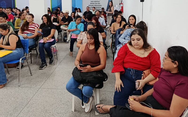 PMCG intermedia seleção com 20 vagas de emprego para rede de supermercados