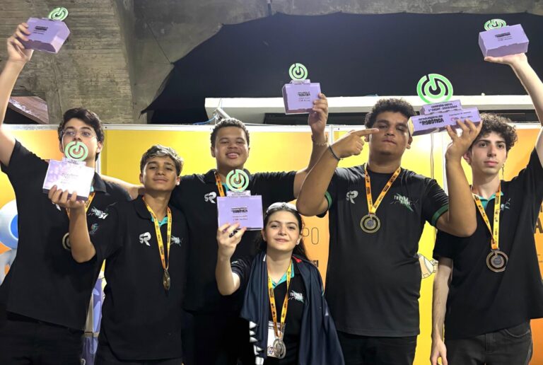 Doce Futuro: Projeto Social da Prefeitura de Campina Grande e Sesi conquista primeiro lugar em evento de robótica realizado na Fiep