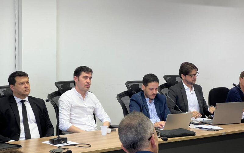 PMCG apresenta ao Ministério Público ações para melhoria da água do Açude Velho e denuncia despejo irregular de esgoto