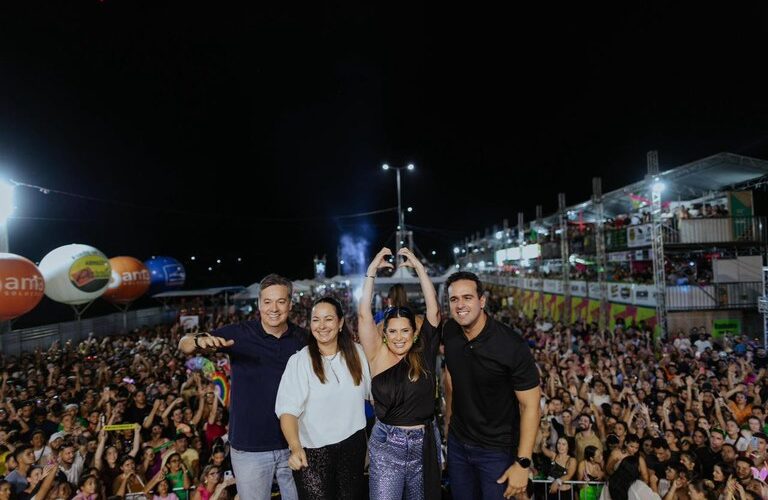 Lucas Ribeiro acompanha programação de Carnaval no Sertão e destaca apoio do Governo da Paraíba às tradições culturais