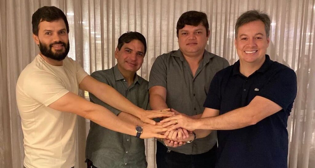 Murilo Galdino recebe apoio do prefeito e vice de Curral Velho e amplia base política no Sertão da Paraíba