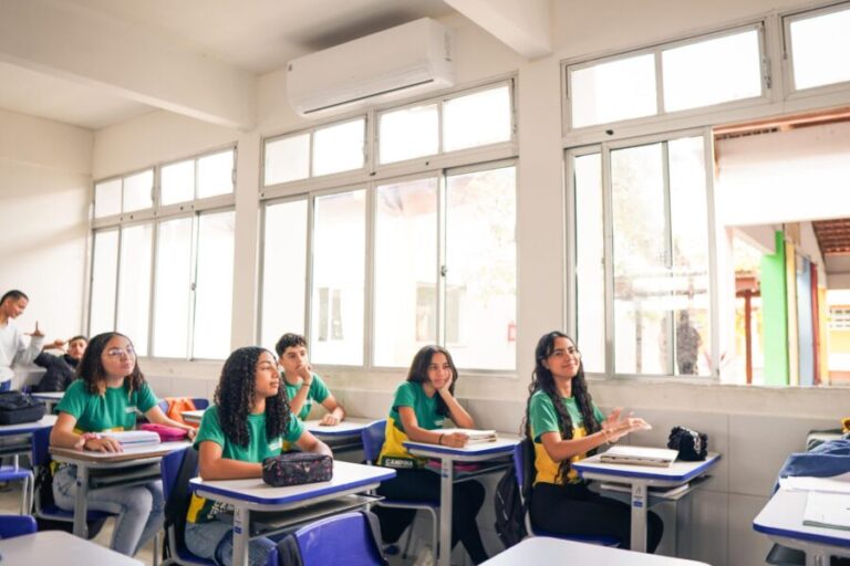 Enquanto o Brasil registra queda no número de crianças e jovens na escola, CG registra crescimento nas matrículas