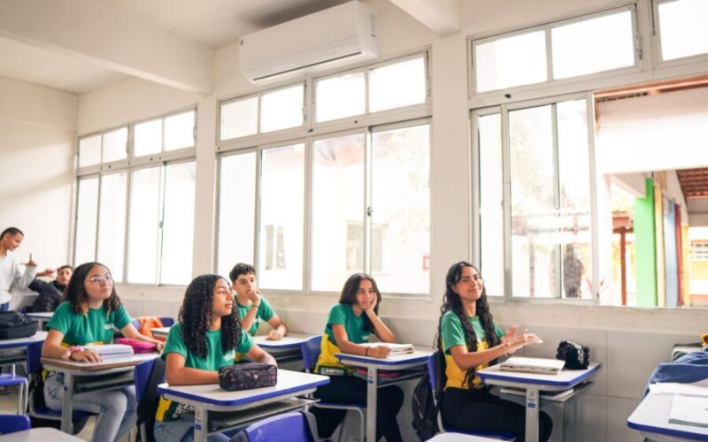 Enquanto o Brasil registra queda no número de crianças e jovens na escola, CG registra crescimento nas matrículas