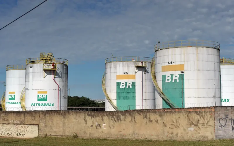 Privatização da BR prejudica consumidor em momento de crise