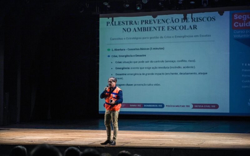 Educadores sociais participam de formação em primeiros socorros em Campina Grande