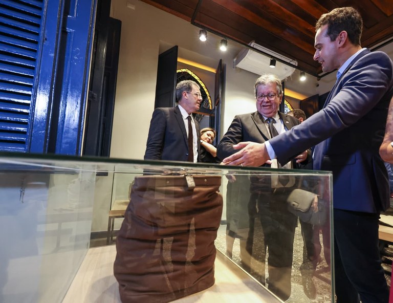 João Azevêdo inaugura museu da Justiça Eleitoral e diz que espaço preserva a história de mais de 80 anos das eleições na Paraíba
