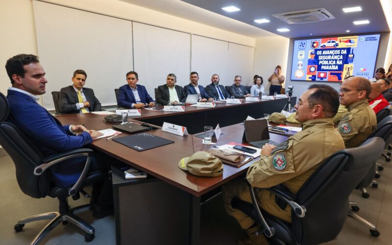 Governador Lucas Ribeiro reúne forças de segurança, reforça integração e projeta novas ações de combate à criminalidade na Paraíba