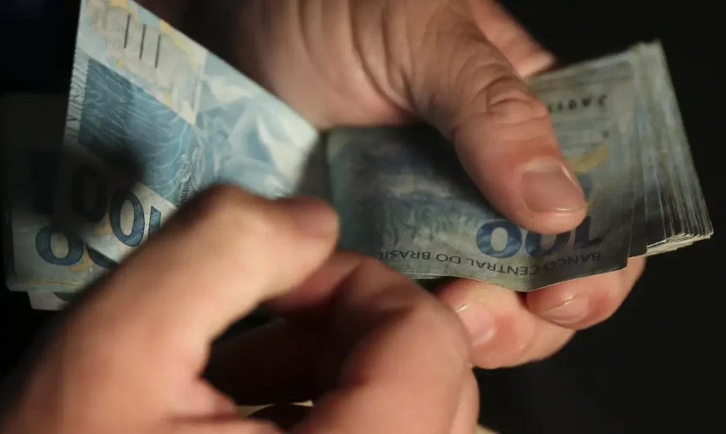 Caixa paga Bolsa Família a beneficiários com NIS de final 9