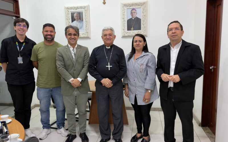 Gabinete do Prefeito articula restauração do Palácio do Bispo e transformação do local em centro cultural