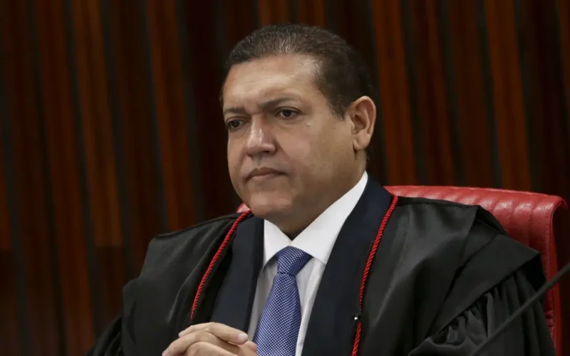 TSE elege Nunes Marques presidente da Corte; Mendonça será vice