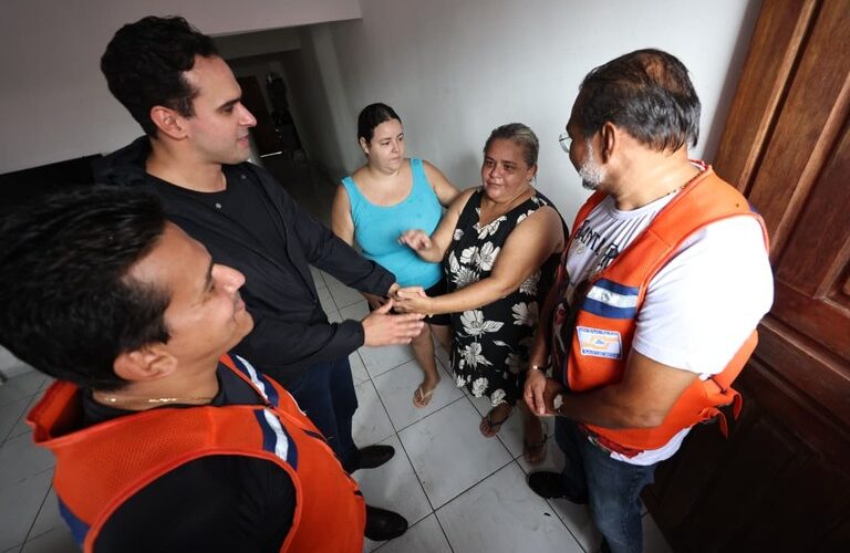 Governador Lucas Ribeiro reforça ações em Santa Rita contra impactos das chuvas e instala comitê no Centro Integrado de Comando e Controle