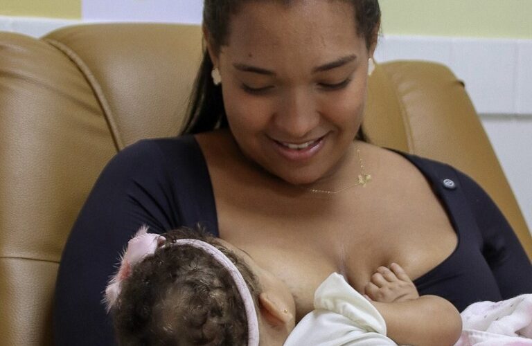 Agosto Dourado: programação estadual incentiva o aleitamento materno