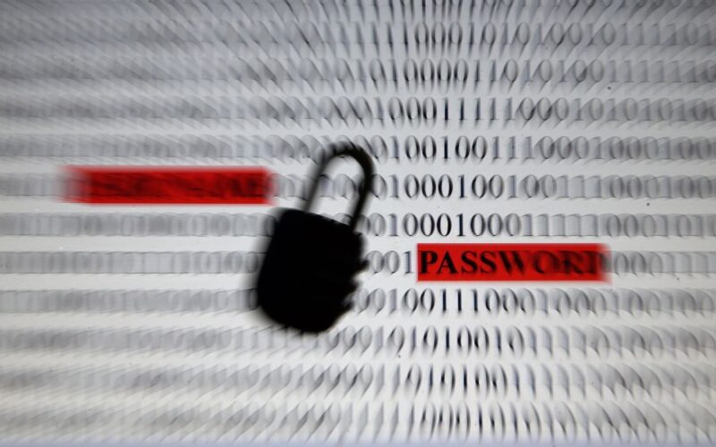 Saiba como se proteger de golpes digitais