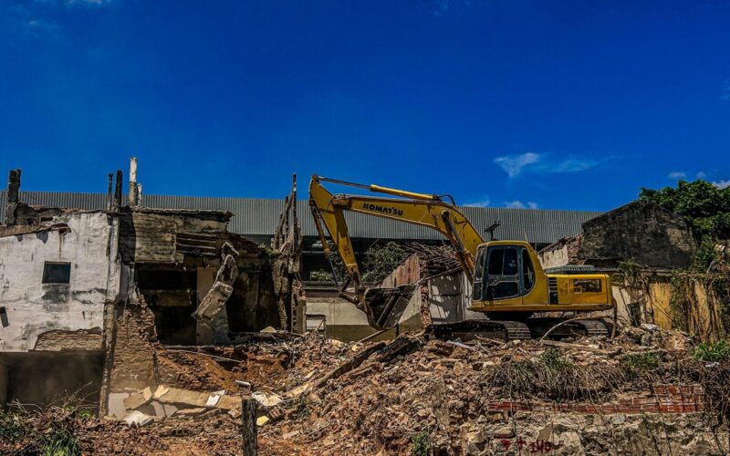Primeira etapa da revitalização da Feira Central avança e já alcança 12,75% de execução em CG