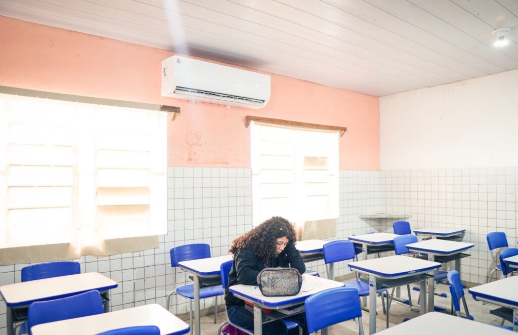 Seduc intensifica climatização das unidades educacionais de Galante, e distrito avança para ter 100% das salas de aula climatizadas