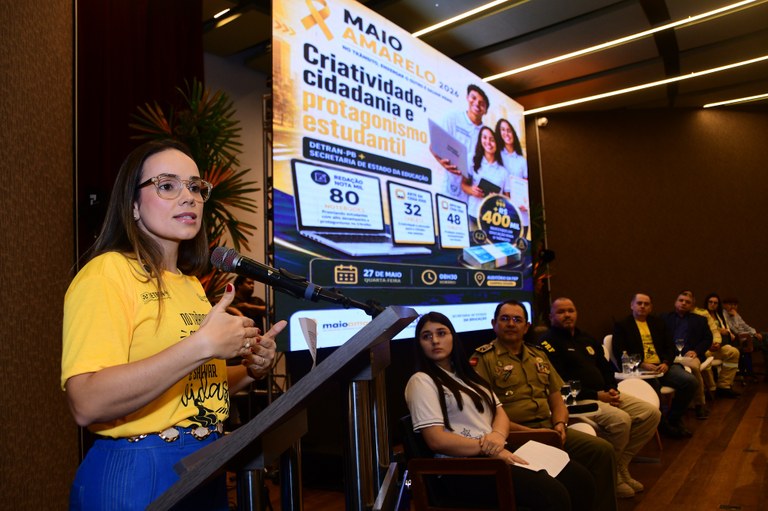 Primeira-dama do Estado destaca importância da educação para reduzir violência no trânsito durante evento do Detran-PB, em Campina