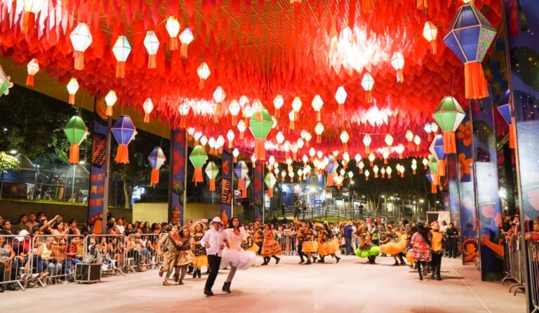 Prefeitura abre III Festival de Quadrilhas Juninas com apresentações das escolas dos anos finais