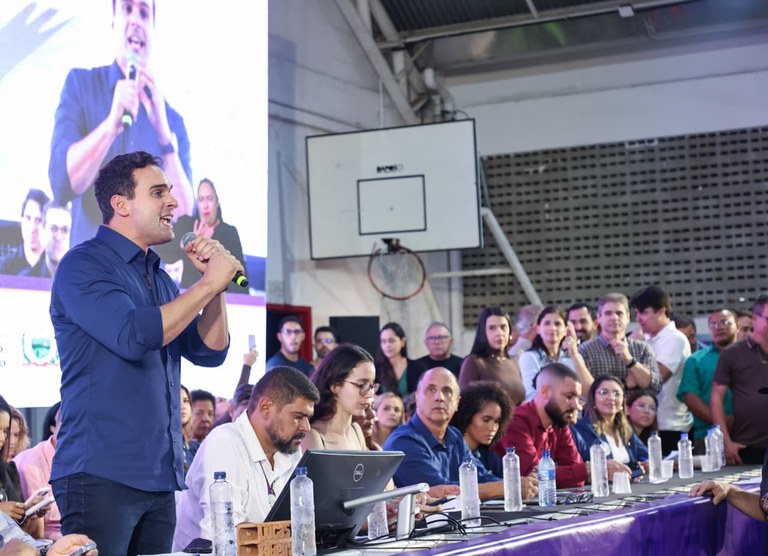 Lucas Ribeiro anuncia investimentos de mais de R$ 300 milhões para Campina e região durante plenária do ODE