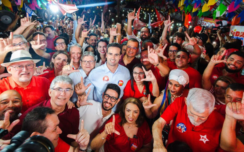 PT oficializa apoio à reeleição de Lucas, que reforça parceria com governo Lula