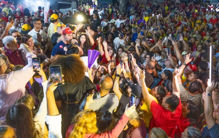 Lucas participa da inauguração do comitê de Lula em João Pessoa e reforça aliança pelo crescimento da Paraíba