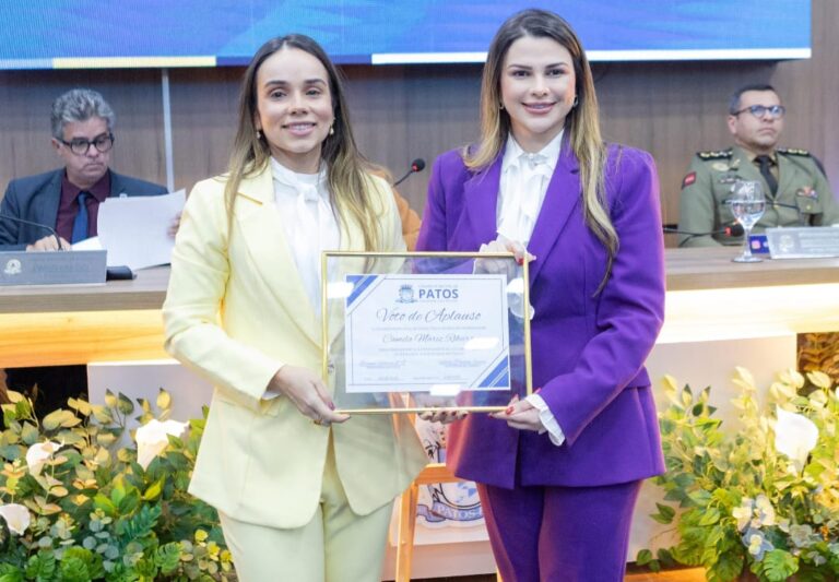 Primeira-dama Camila Mariz recebe título de cidadã patoense e reforça compromisso com a proteção às mulheres