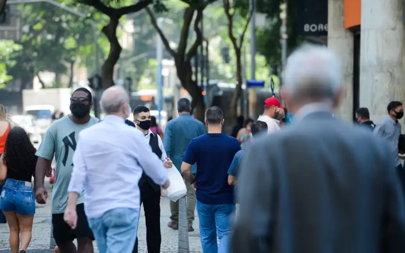 Para 81% dos brasileiros, é fundamental que candidato acredite em Deus